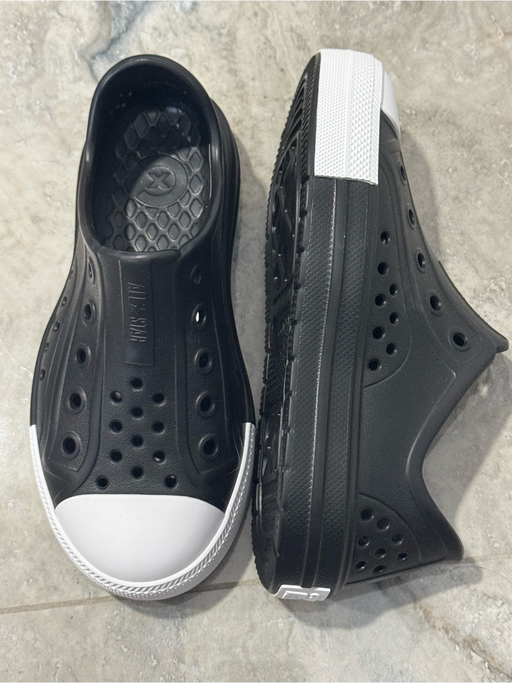 Unisex Converse Black/White Play Slip-On shoes
